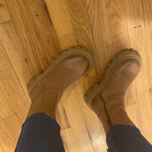 Steve Madden Boots - Picture 4 of 14